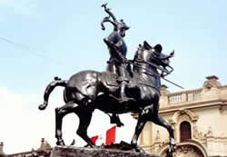 Estatua de Pizarro